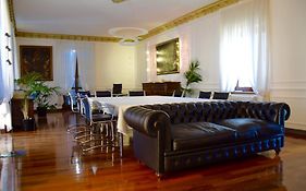 Ball Apartments Loc 04163